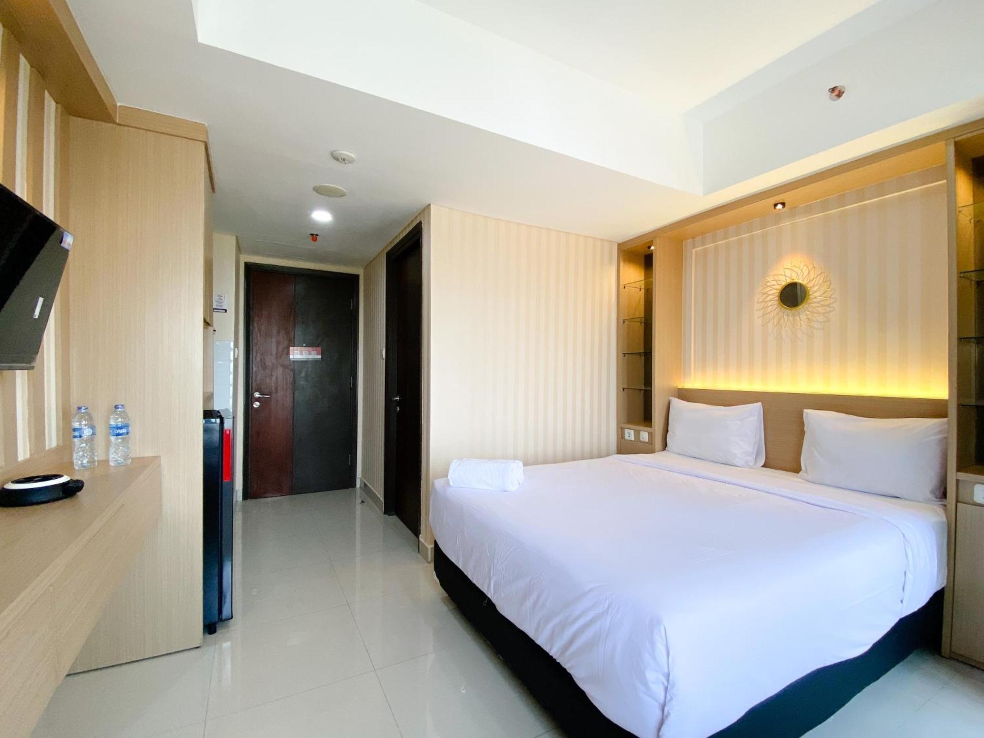 Cozy And Best Deal Studio At Pollux Chadstone Apartment By Travelio Cikarang Exterior photo